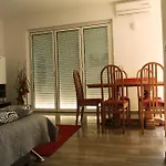 Apartament Ivy2 *